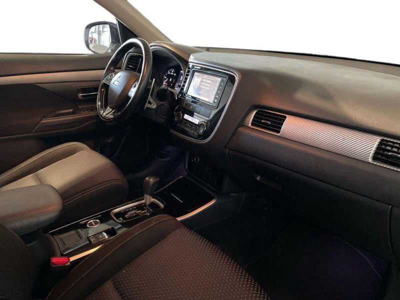 Mitsubishi Outlander usata a Ancona (12)