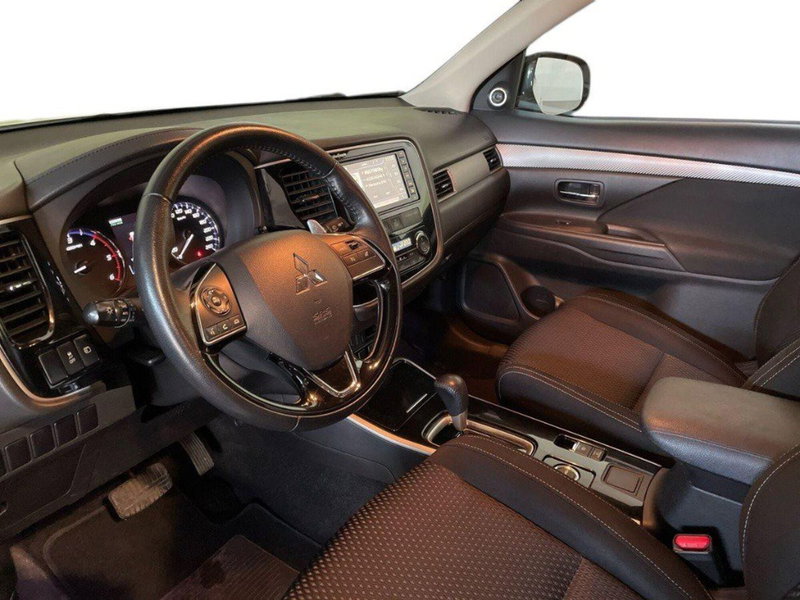 Mitsubishi Outlander usata a Ancona (16)