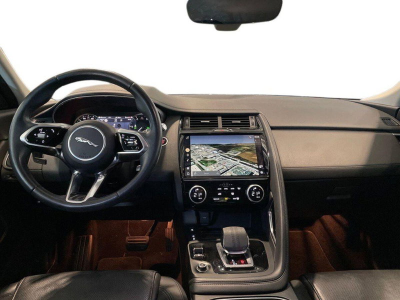 Jaguar E-Pace usata a Ancona (10)