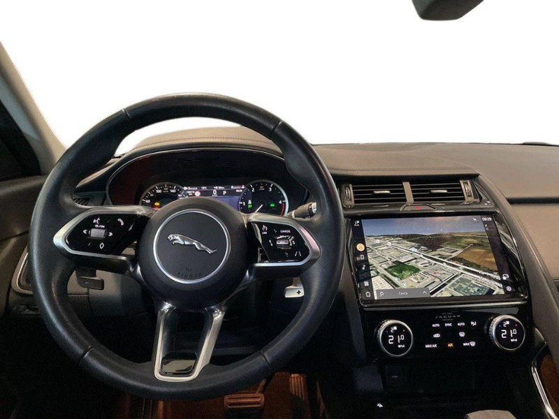Jaguar E-Pace usata a Ancona (11)
