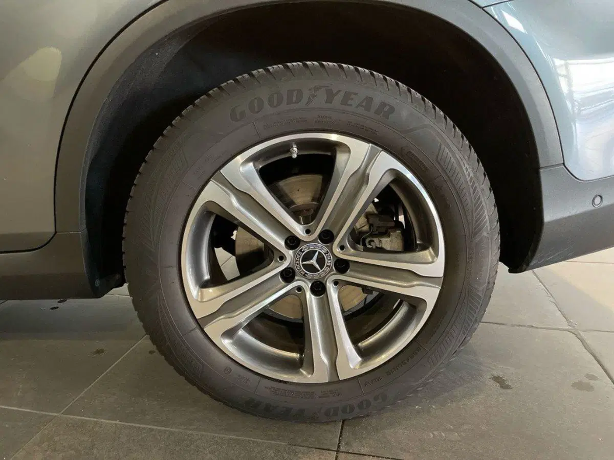 Mercedes-Benz GLC SUV usata a Ancona (8)
