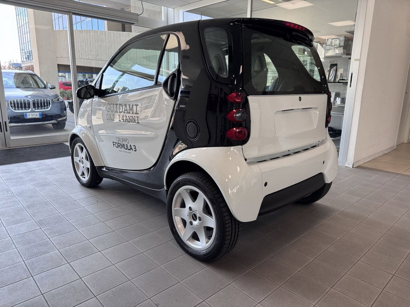 smart Fortwo nuova a Messina (4)