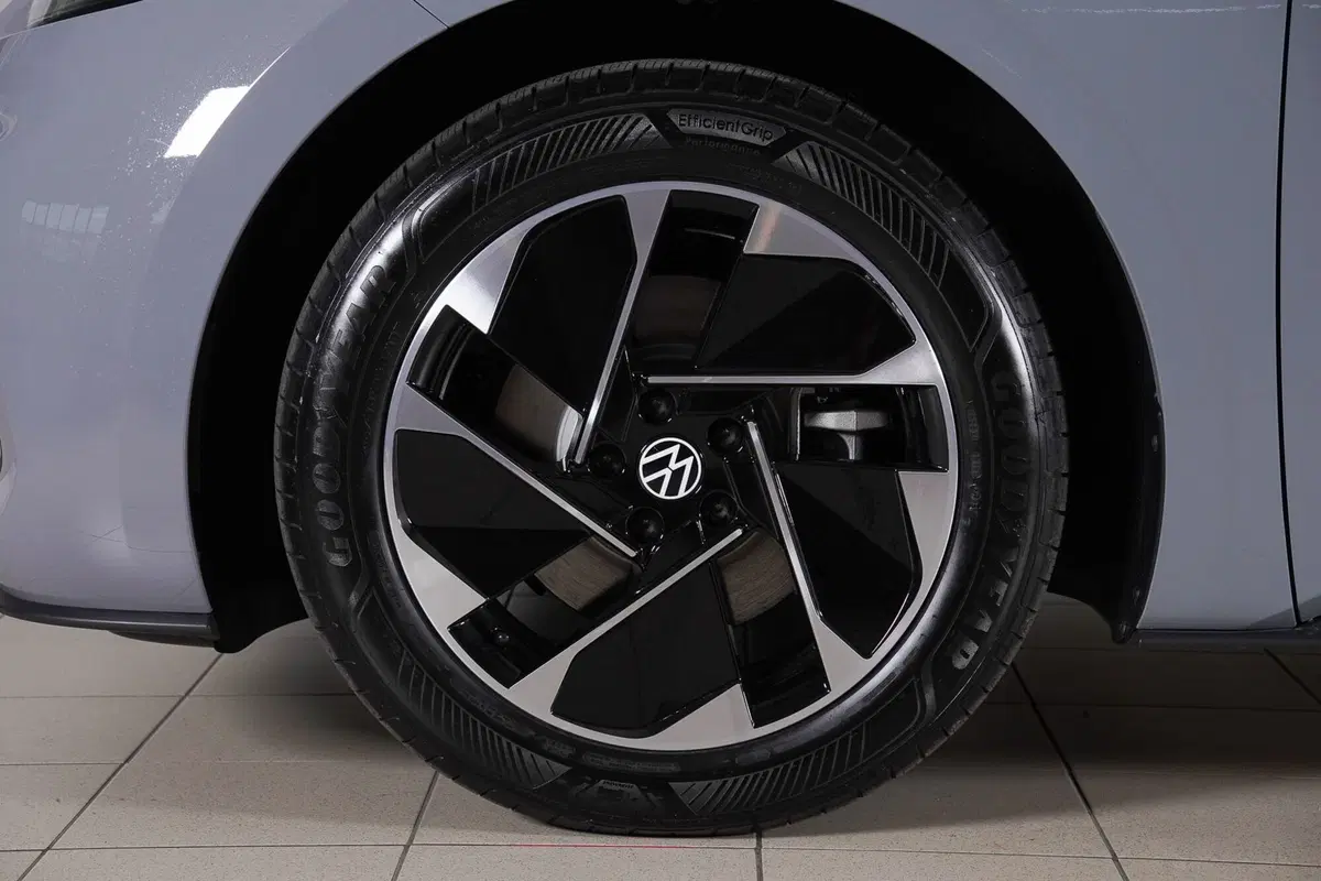 Volkswagen ID.3 nuova a Perugia (6)