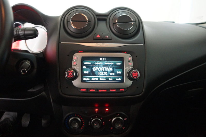 Alfa Romeo MiTo usata a Torino (14)