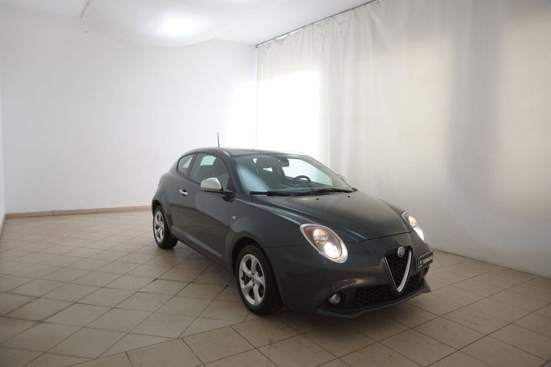 Alfa Romeo MiTo usata a Torino (16)