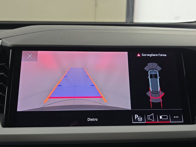 Audi Q4 usata a Asti (12)