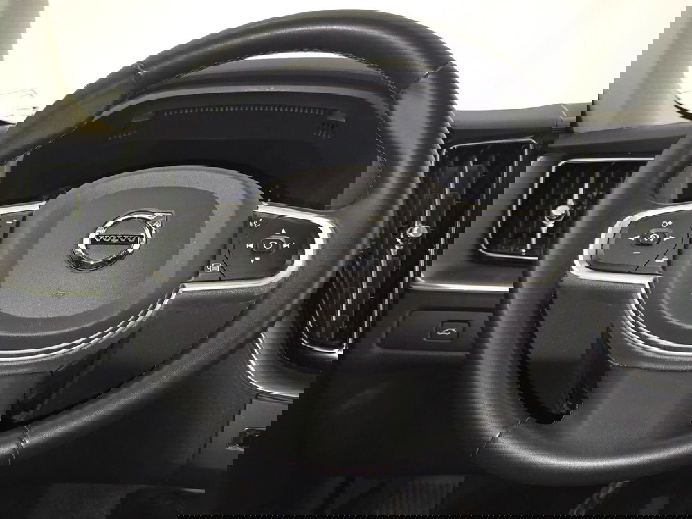 Volvo XC60 usata a Alessandria (11)