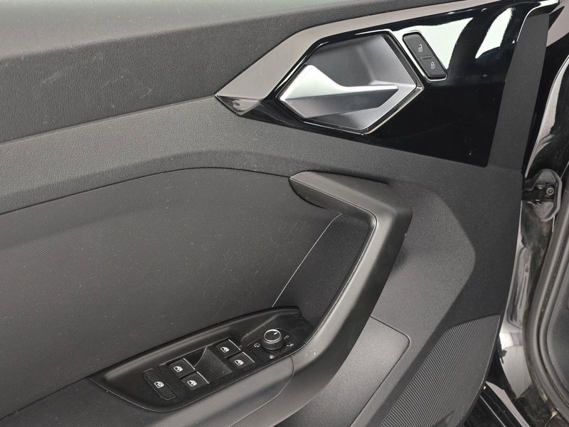 Audi A1 allstreet usata a Alessandria (15)