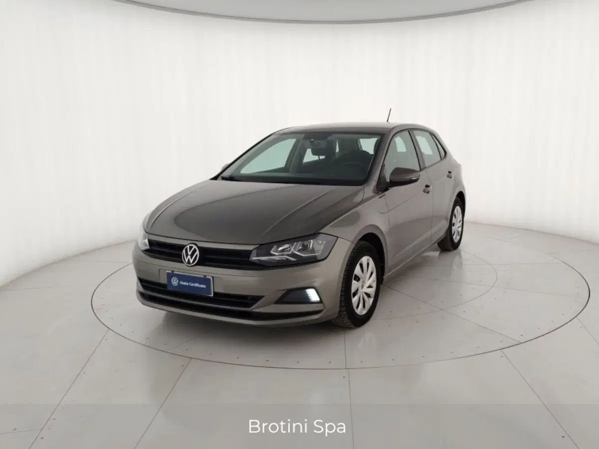 Volkswagen Polo usata a Massa-Carrara