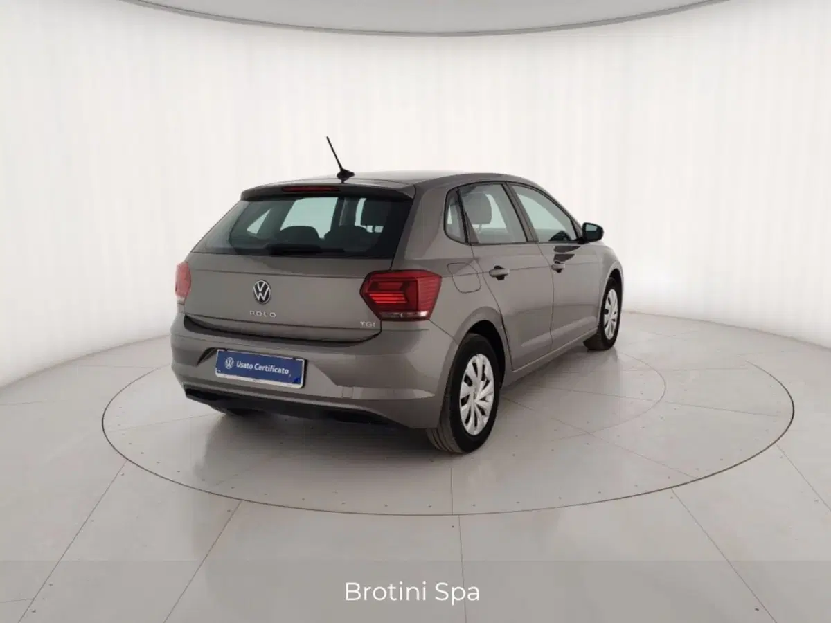 Volkswagen Polo usata a Massa-Carrara (3)