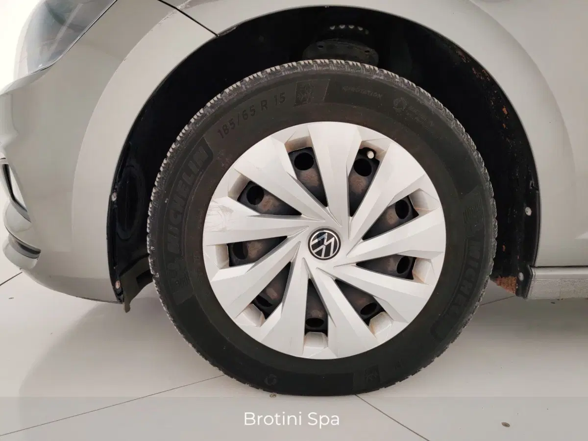 Volkswagen Polo usata a Massa-Carrara (6)