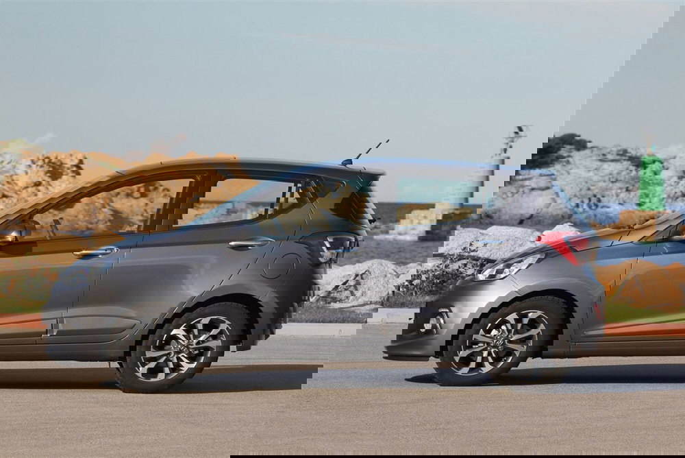 Hyundai i10 usata a Palermo (2)