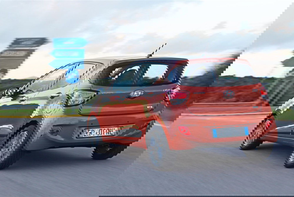 Hyundai i10 usata a Palermo (4)