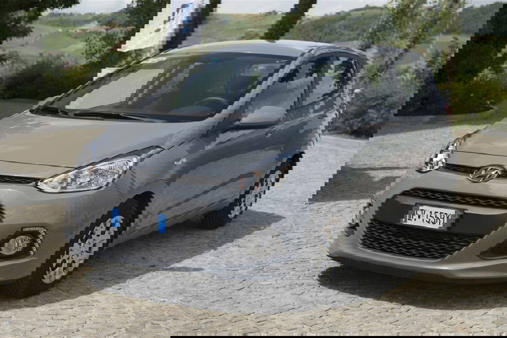 Hyundai i10 usata a Palermo (6)