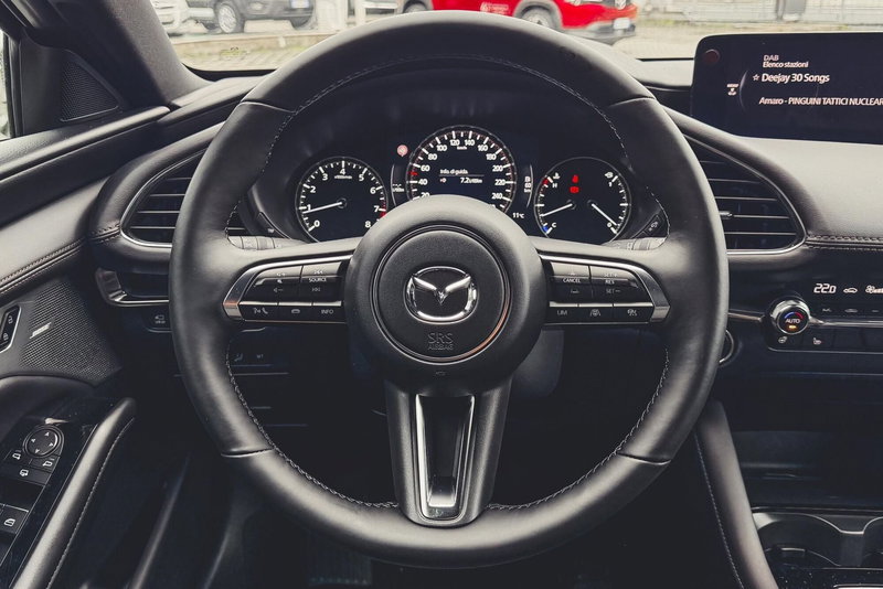 Mazda Mazda3 Hatchback usata a Vercelli (10)