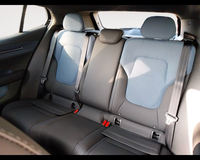 Volvo EX30 nuova a Bologna (15)