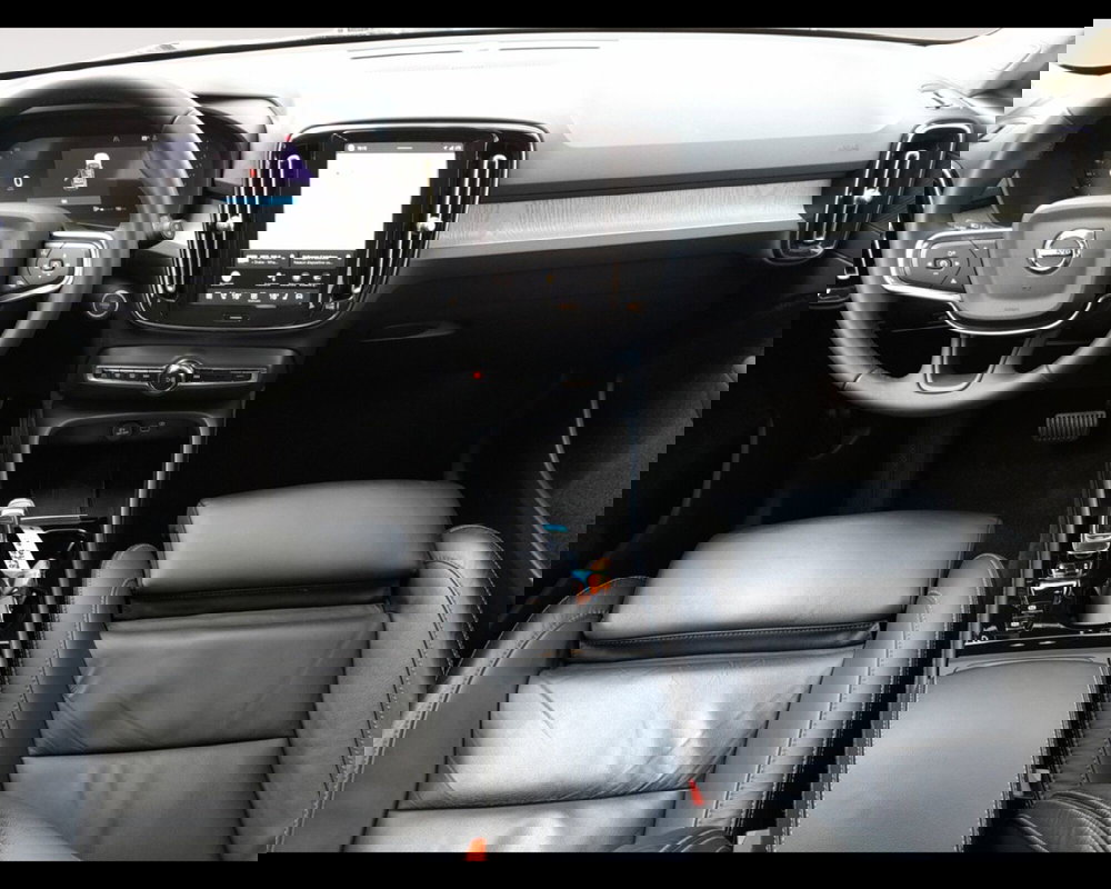 Volvo XC40 usata a Ravenna (10)