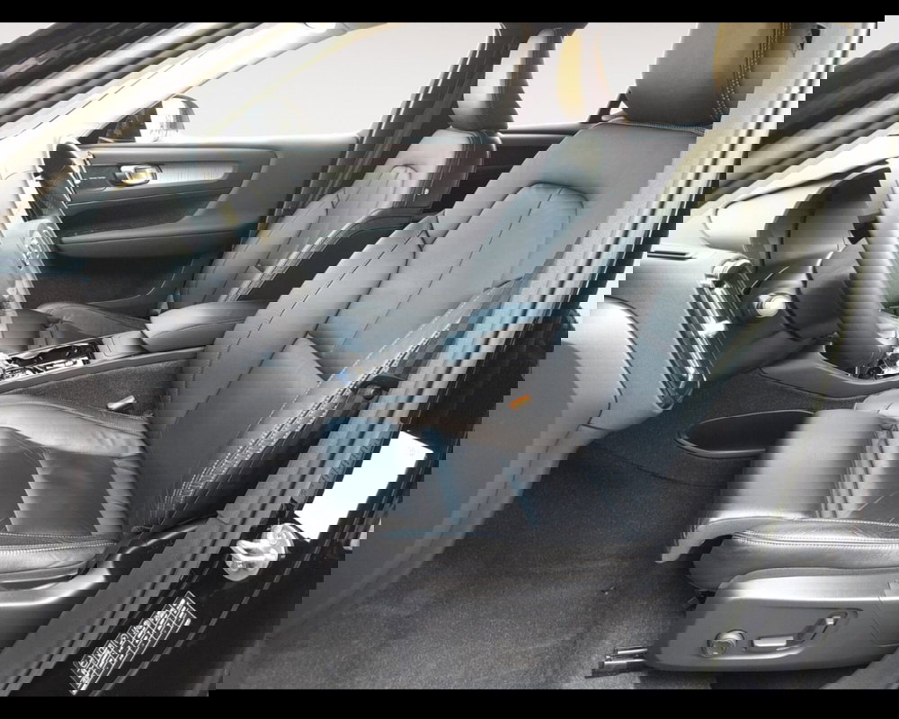 Volvo XC40 usata a Ravenna (9)