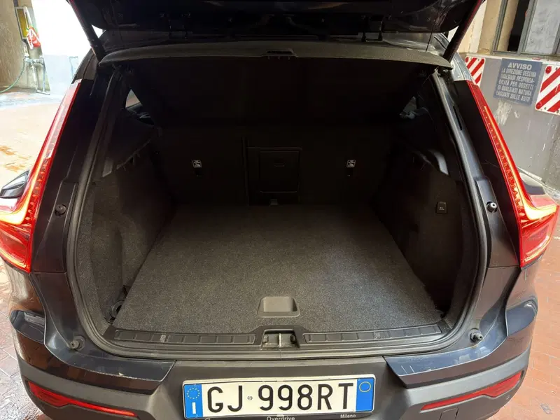 Volvo XC40 usata a Milano (10)