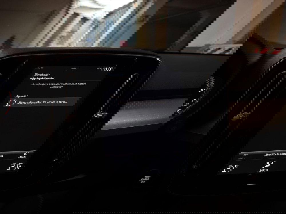 Volvo XC40 usata a Milano (16)