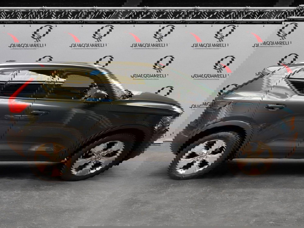 Volvo XC40 usata a Milano (4)