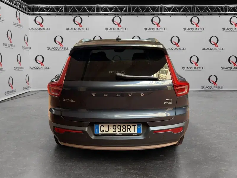 Volvo XC40 usata a Milano (6)