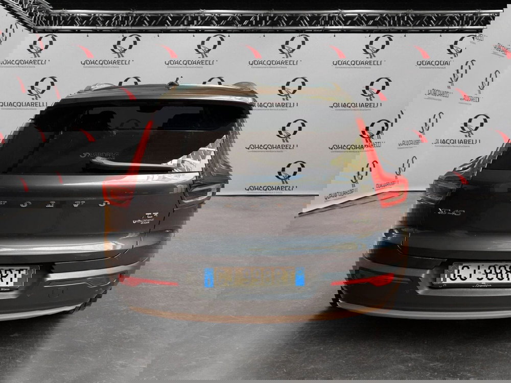 Volvo XC40 usata a Milano (6)