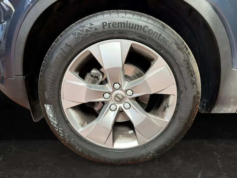Volvo XC40 usata a Milano (9)