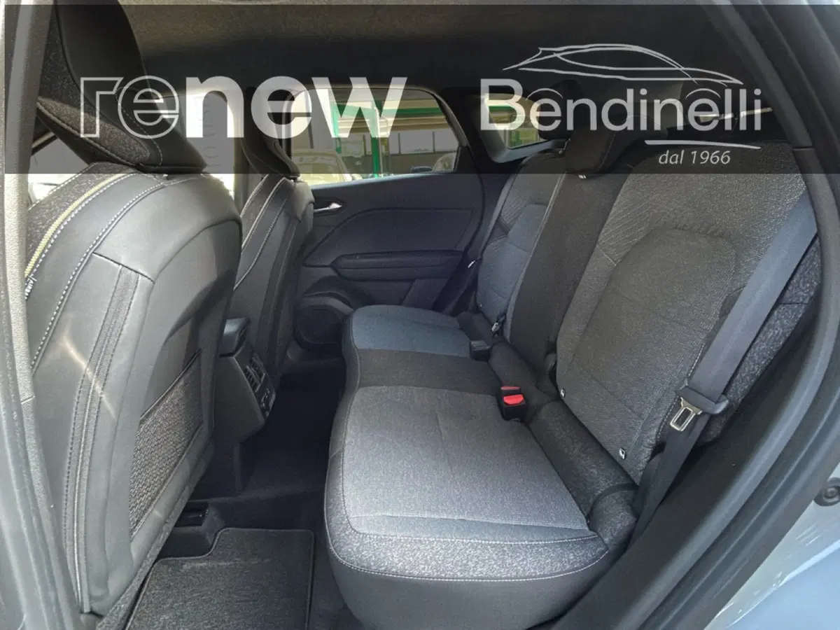 Renault Symbioz nuova a Verona (17)