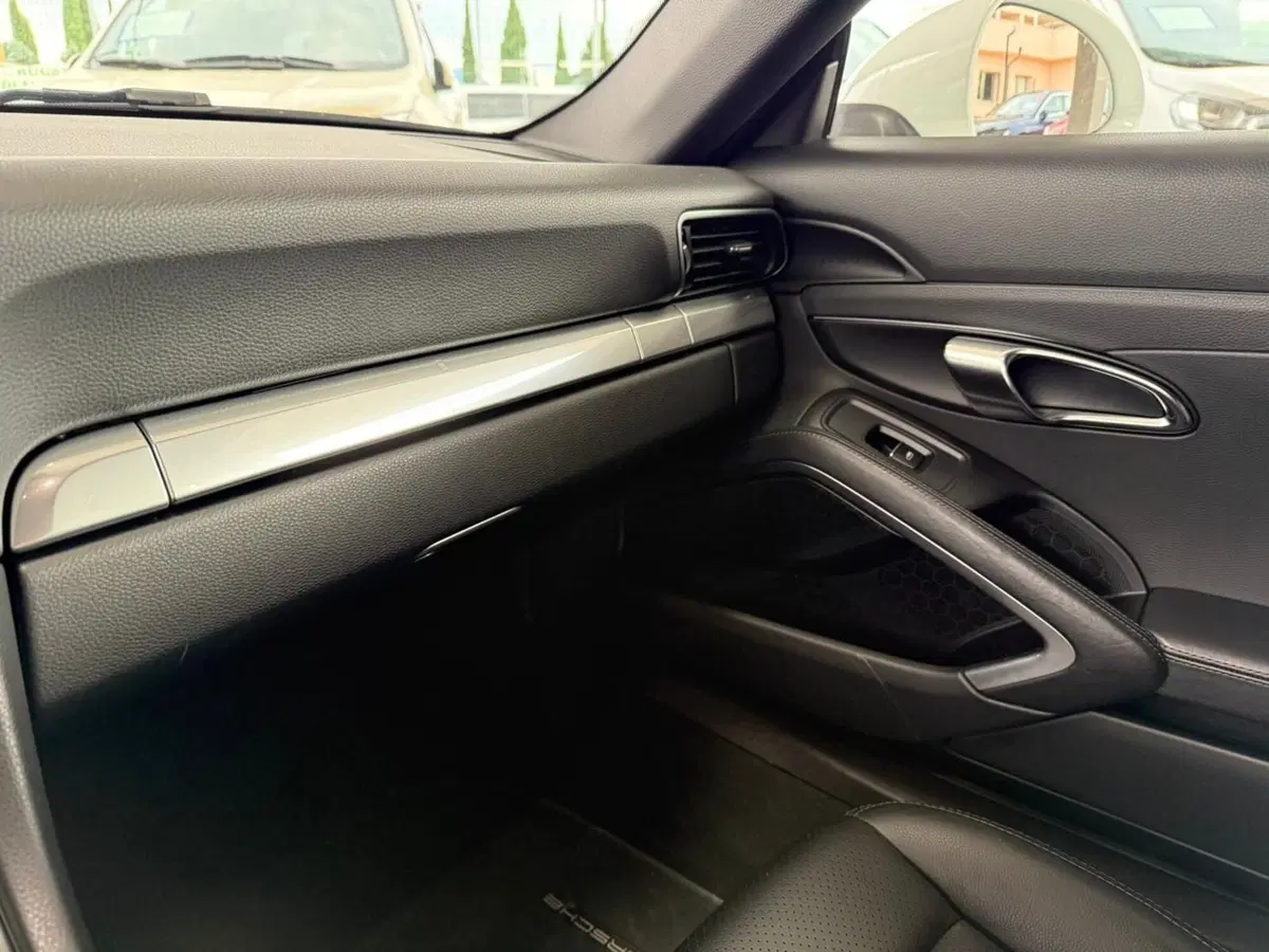 Porsche 911 Cabrio usata a Brescia (13)