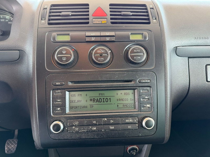 Volkswagen Touran usata a Brescia (10)