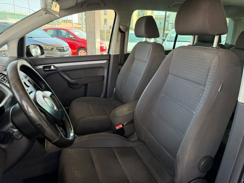 Volkswagen Touran usata a Brescia (11)