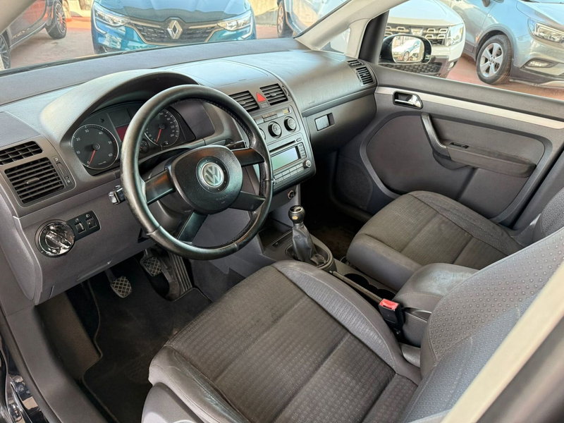 Volkswagen Touran usata a Brescia (12)