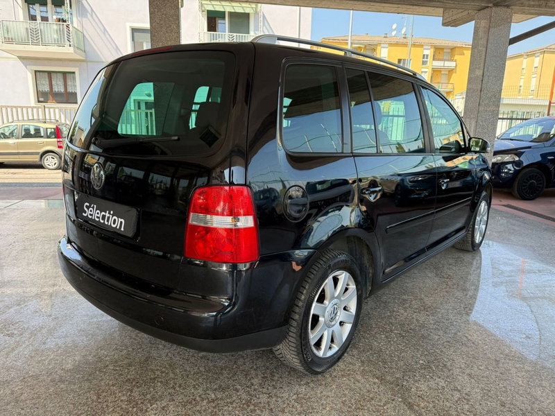 Volkswagen Touran usata a Brescia (4)