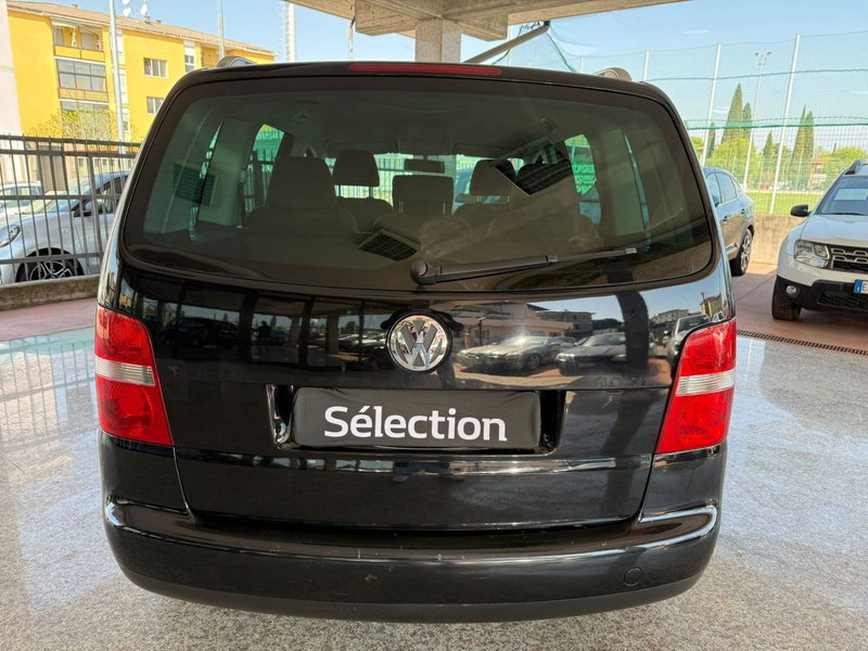 Volkswagen Touran usata a Brescia (5)