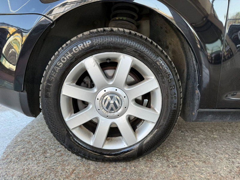 Volkswagen Touran usata a Brescia (6)