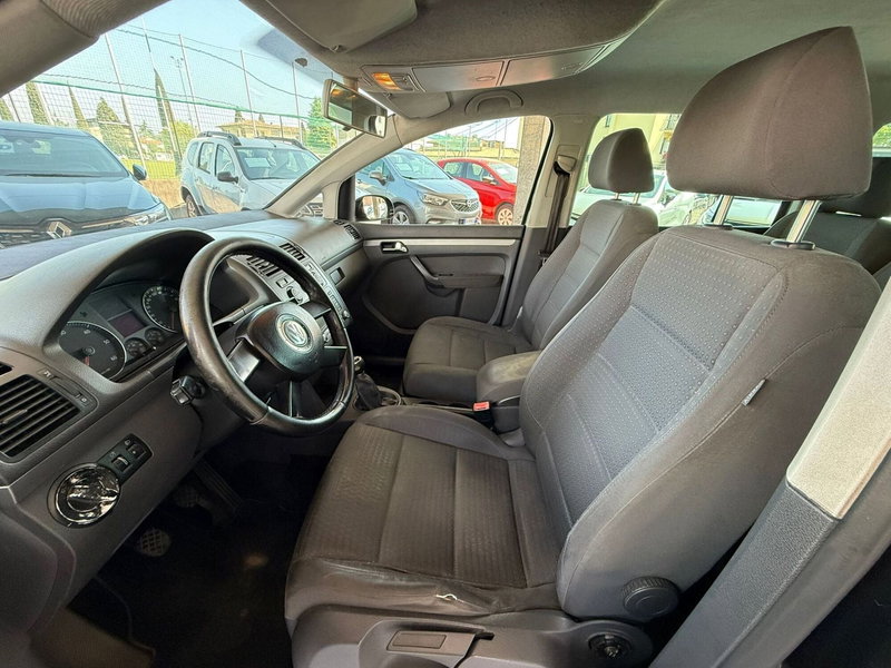 Volkswagen Touran usata a Brescia (9)
