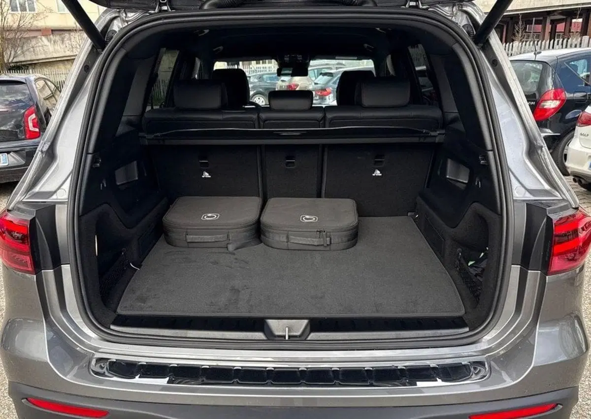 Mercedes-Benz EQB usata a Firenze (8)