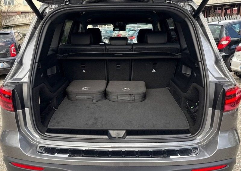 Mercedes-Benz EQB usata a Firenze (8)