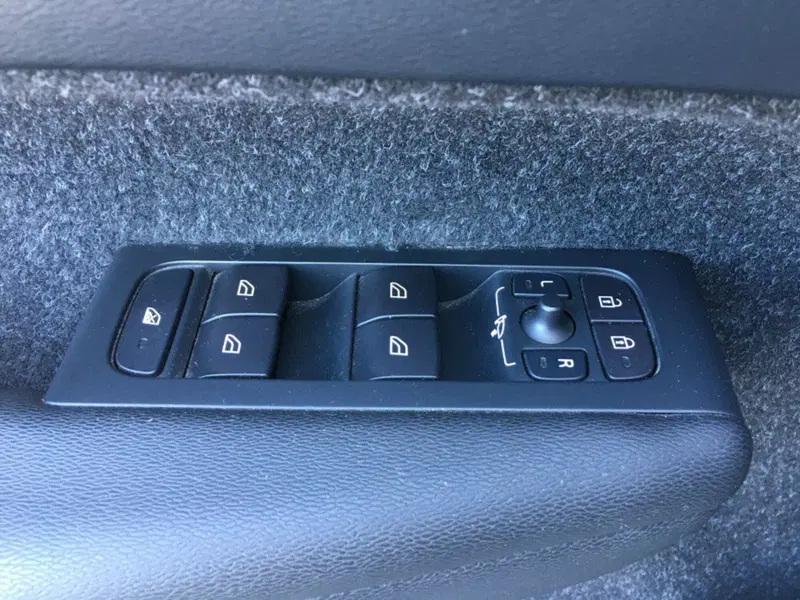 Volvo XC40 usata a Cuneo (11)