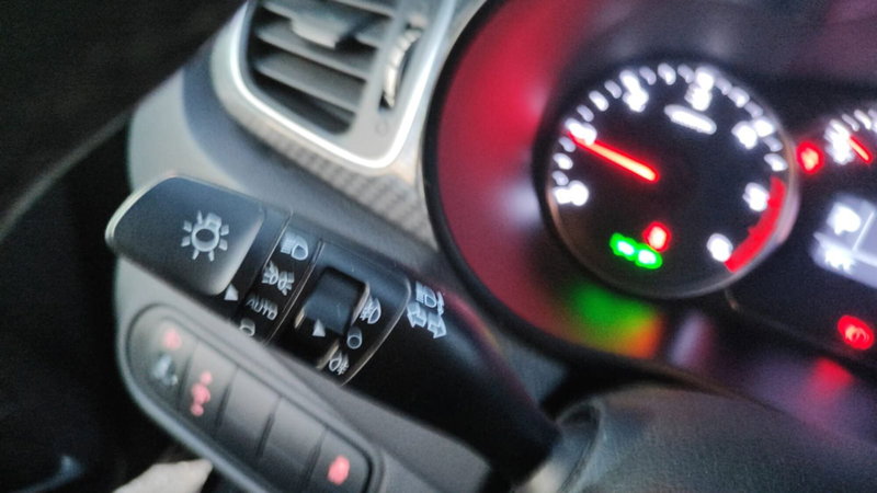 Kia Carens usata a Firenze (16)