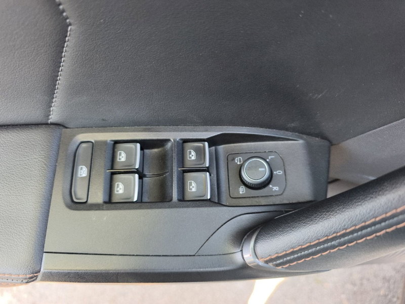 Cupra Formentor usata a Frosinone (12)