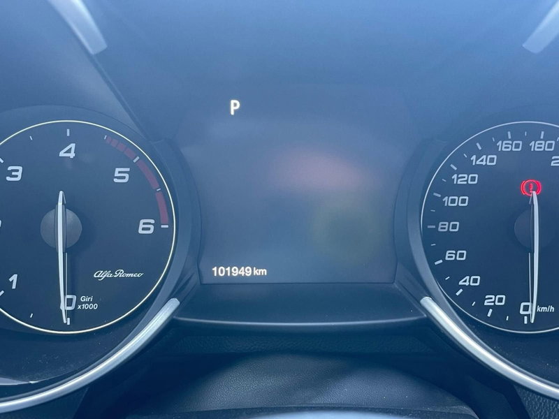 Alfa Romeo Giulia usata a Ancona (12)