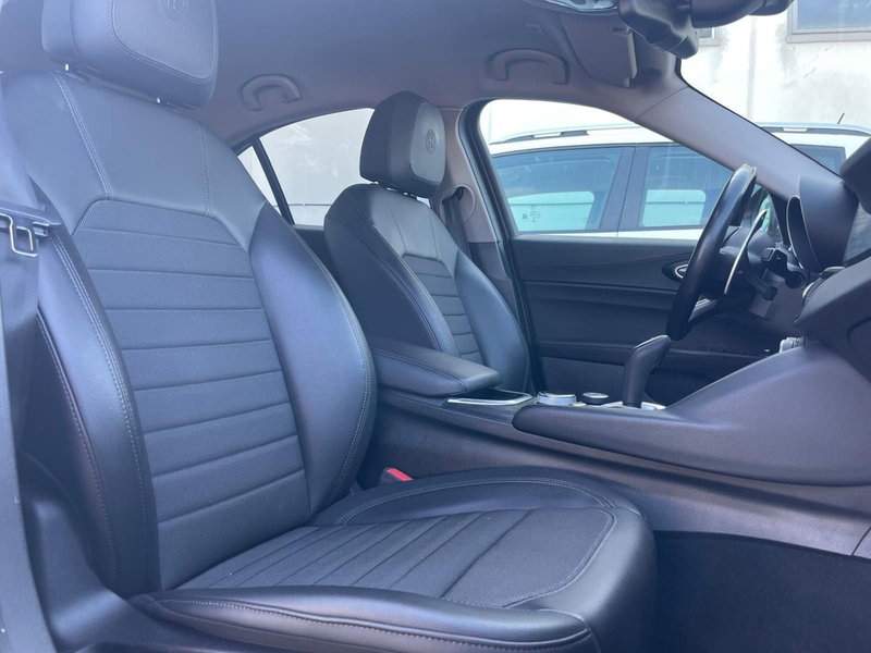 Alfa Romeo Giulia usata a Ancona (15)