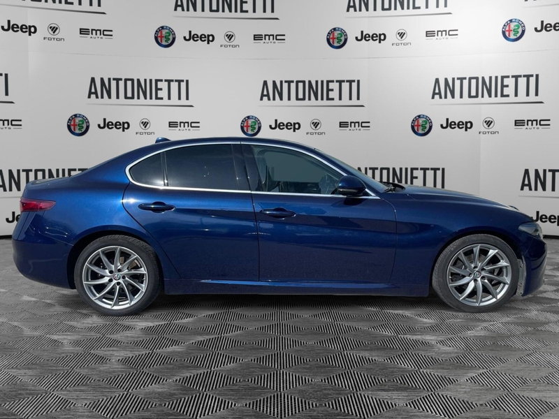 Alfa Romeo Giulia usata a Ancona (4)