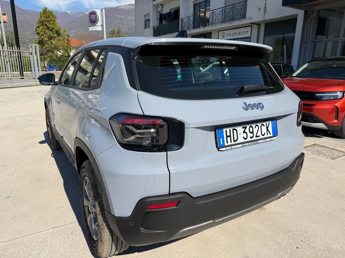 Jeep Avenger nuova a Frosinone (2)