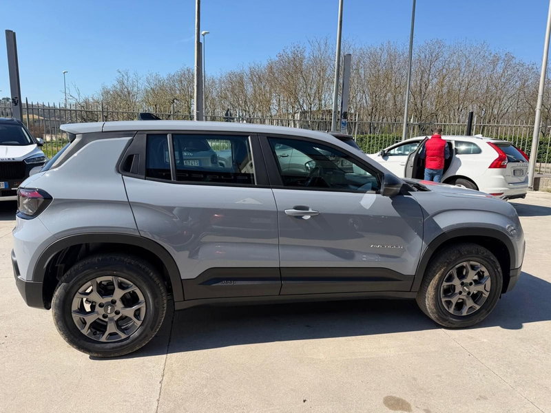Jeep Avenger nuova a Frosinone (4)