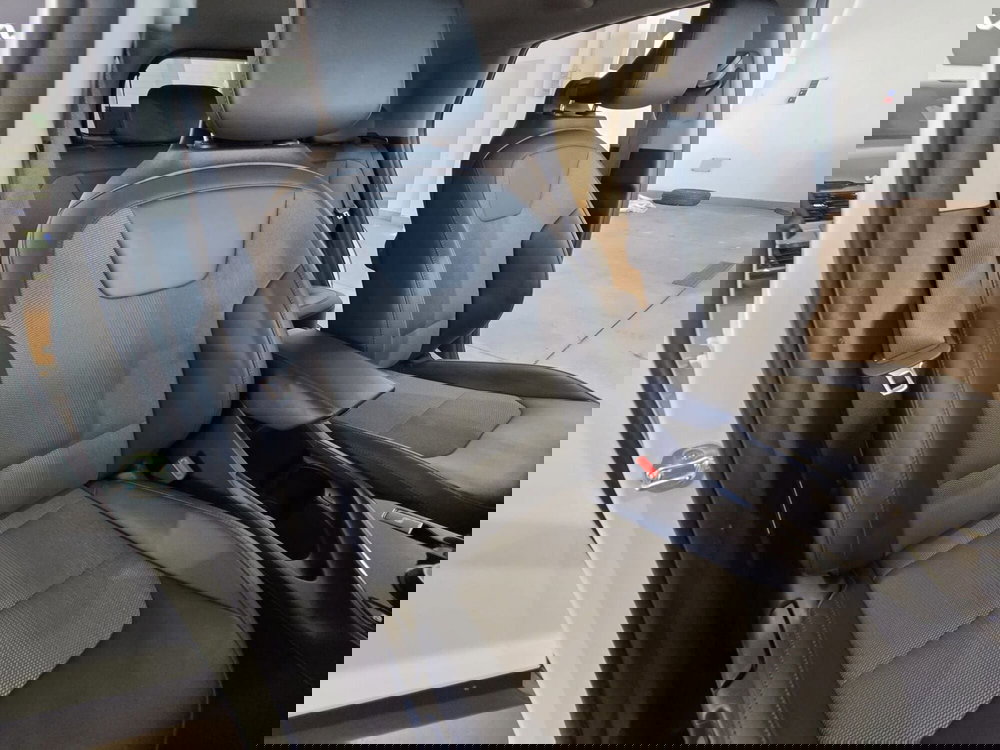 Kia Niro usata a Rimini (16)