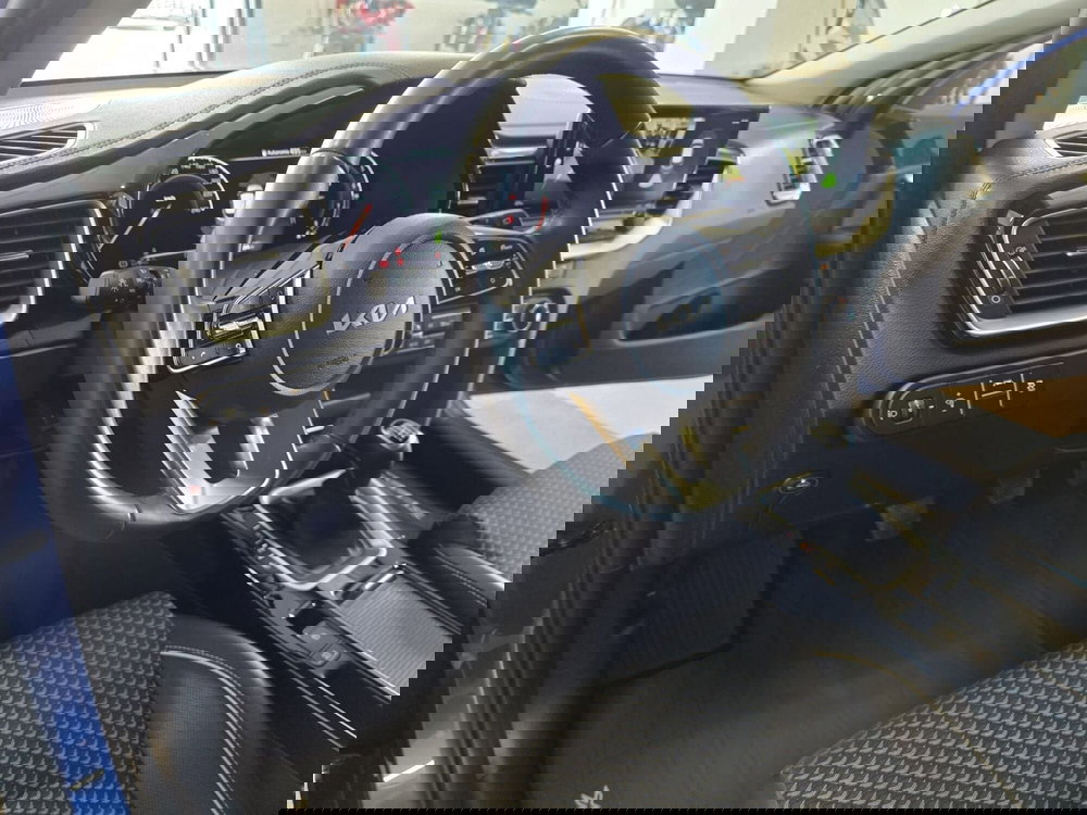 Kia XCeed usata a Rimini (8)