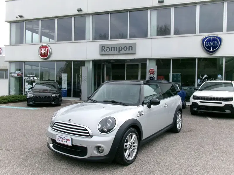 MINI Mini Countryman usata a Venezia